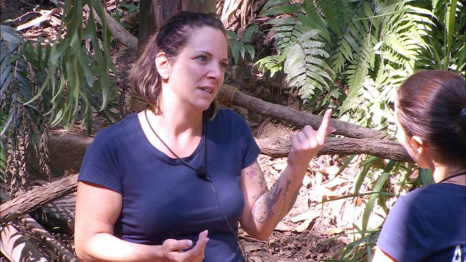 Danni Büchner (und Anastasiya Avilova im Dschungelcamp